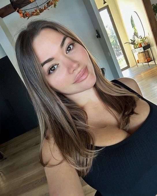 NO PAYMENT REQUIRED JUST BE A GOOD FURKER - Image 3